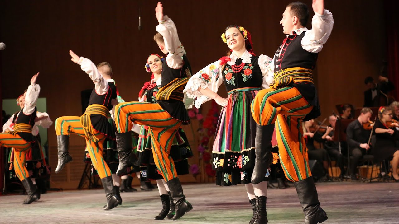 Kujawiak z oberkiem - 40 lecie Zespołu Pieśni i Tańca Uniwersytetu Rzeszowskiego 