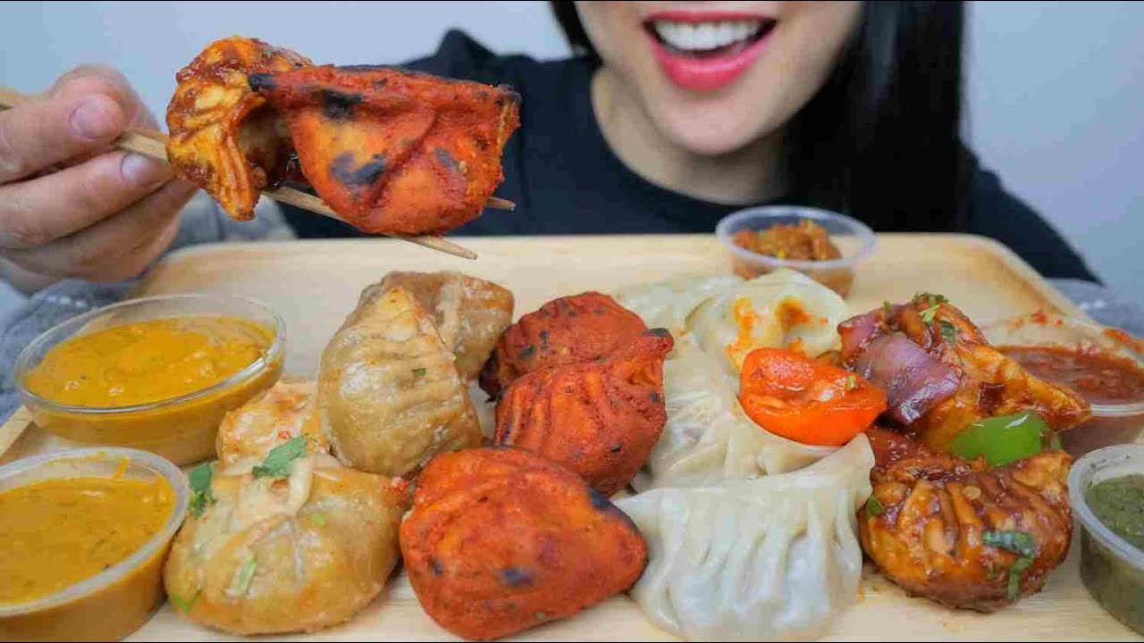 MOMO PLATTER (ASMR EATING SOUNDS) NO TALKING | SAS-ASMR