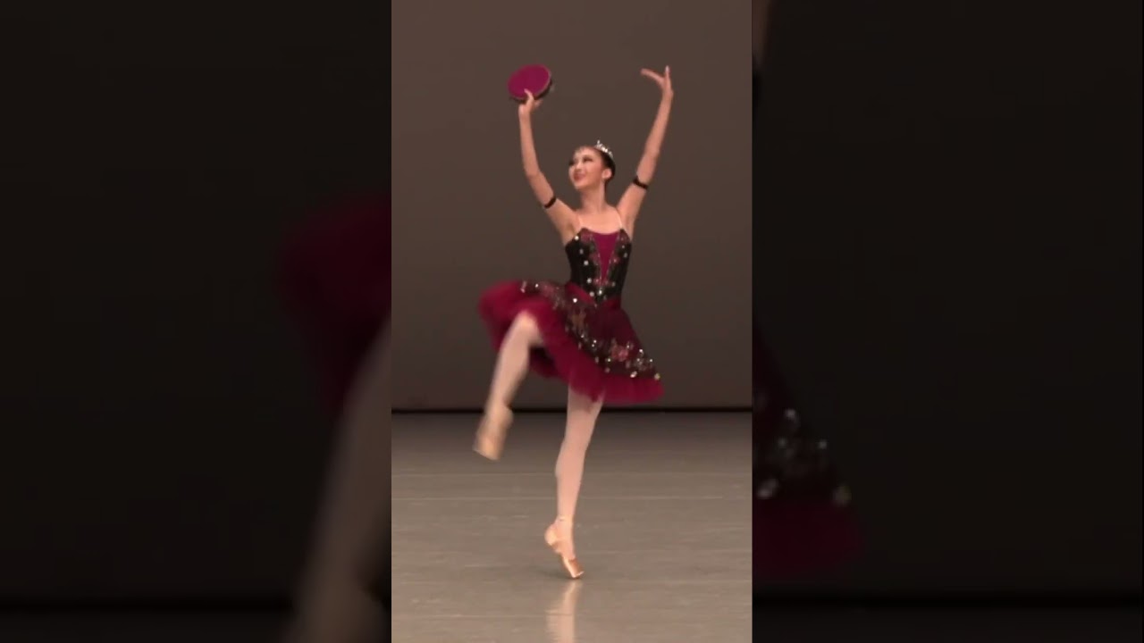 Jeeho Lee WOWS the audience with the La Esmeralda Finale!