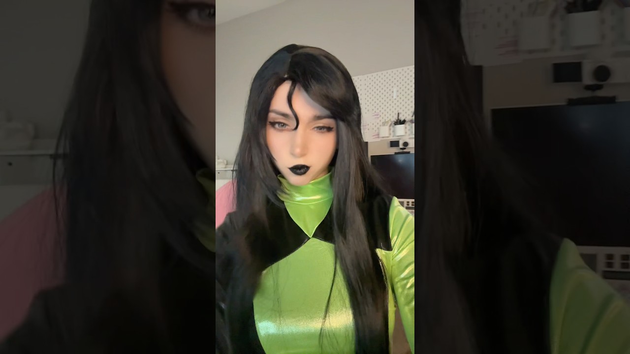Cosplaying your childhood crush 