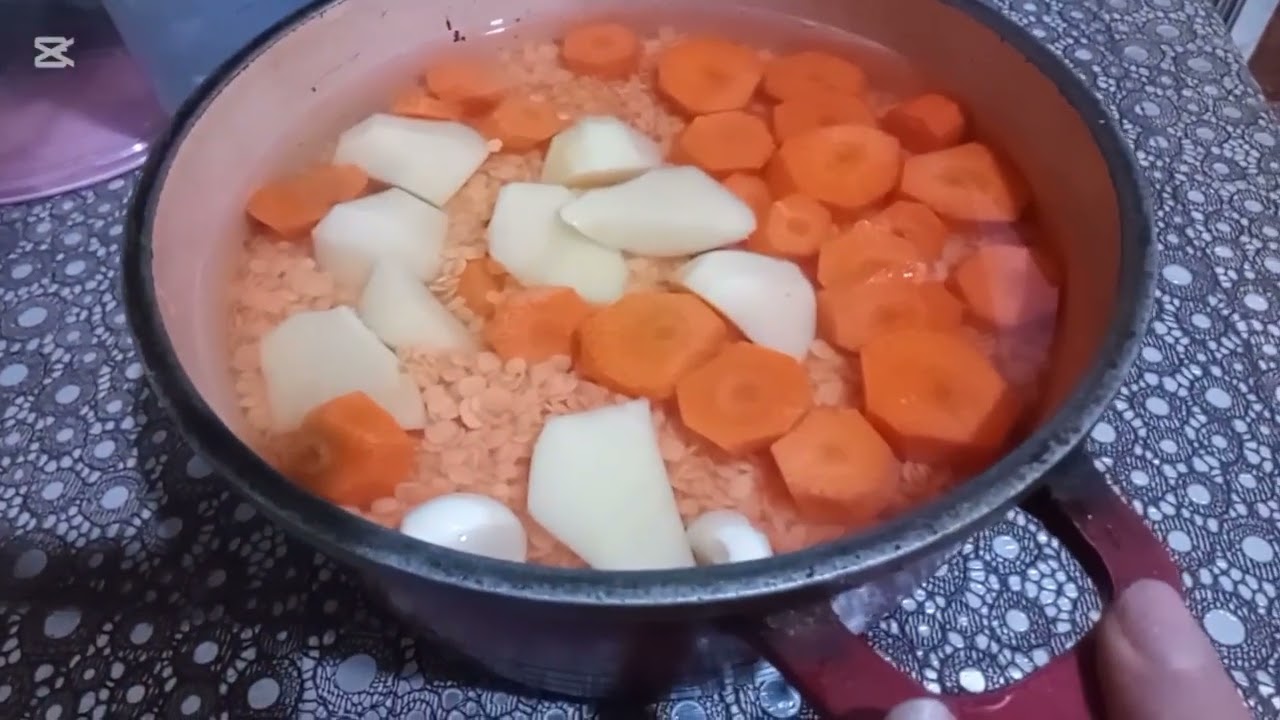 كاعده من صبح الحماس فول🥰احلى لمة