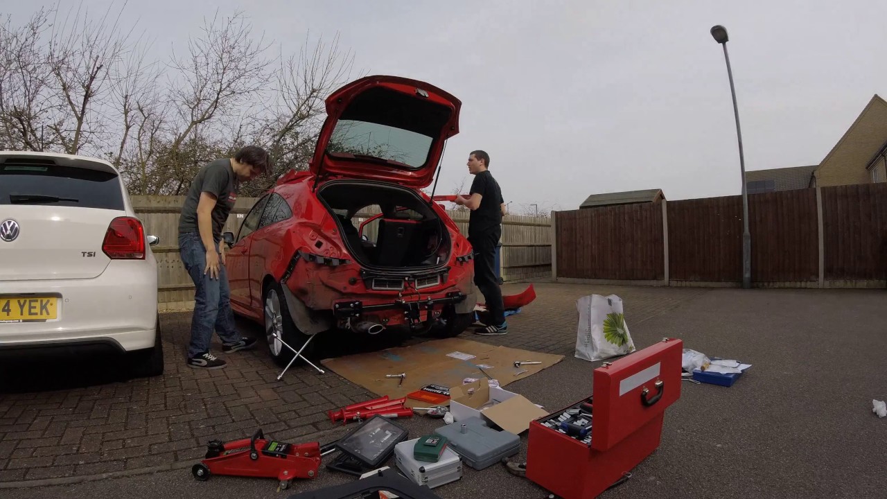 Corsa SRi bumper removal and towbar fit timelapse