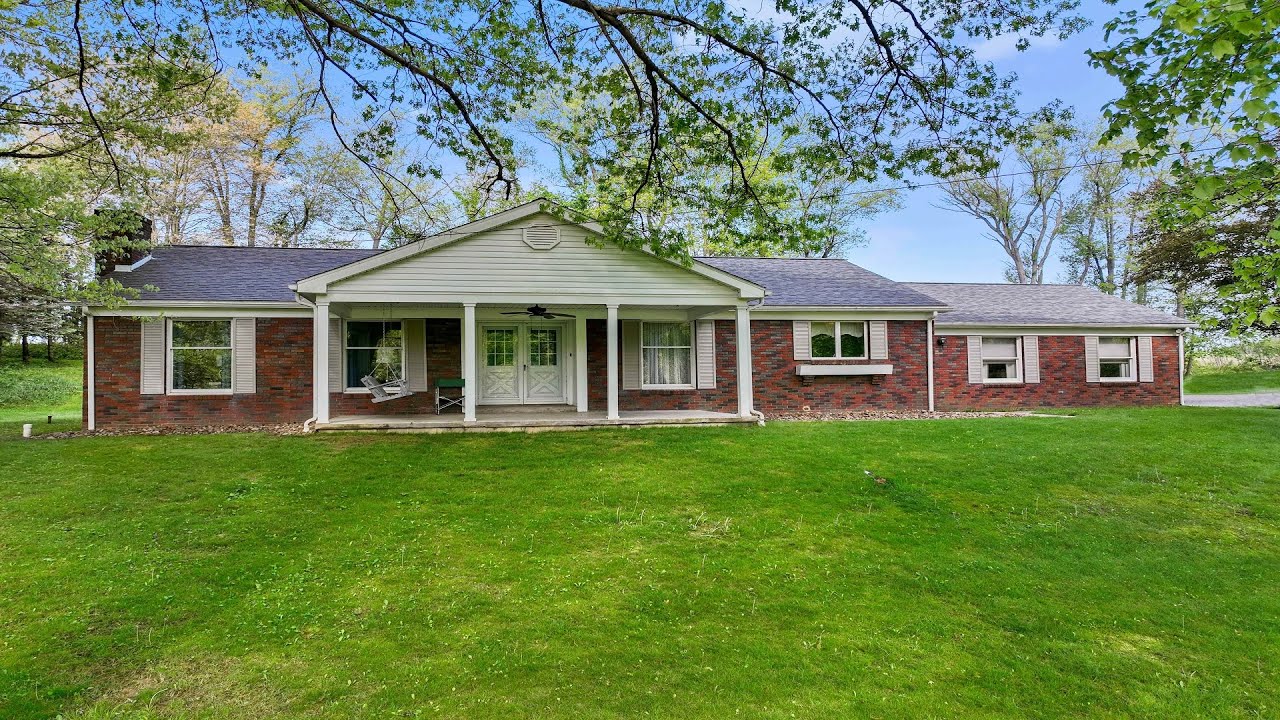110 Dehaven Rd Beaver Falls, PA 15010 Video Tour Walkthrough with The Lisa Lathom Team