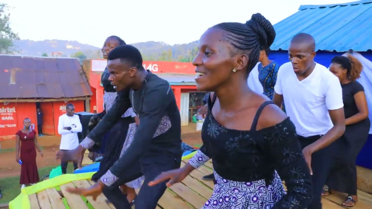 Amini to  song / CHARLES OGENCHE 