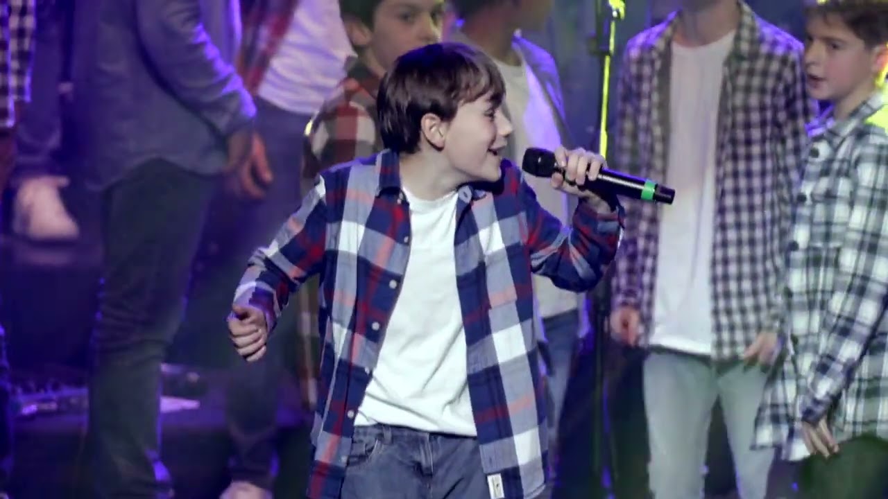 Plus pr&egrave;s des &eacute;toiles (LIVE GALA 2021) - Les Petits Chanteurs d'Asni&egrave;res
