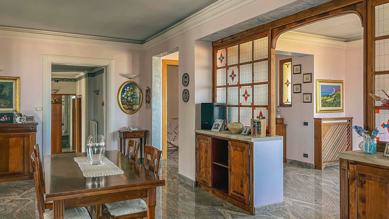 Visita dell'immobile | PIANSANO (VT), Italia | Villa unifamiliare in zona residenziale con giardino