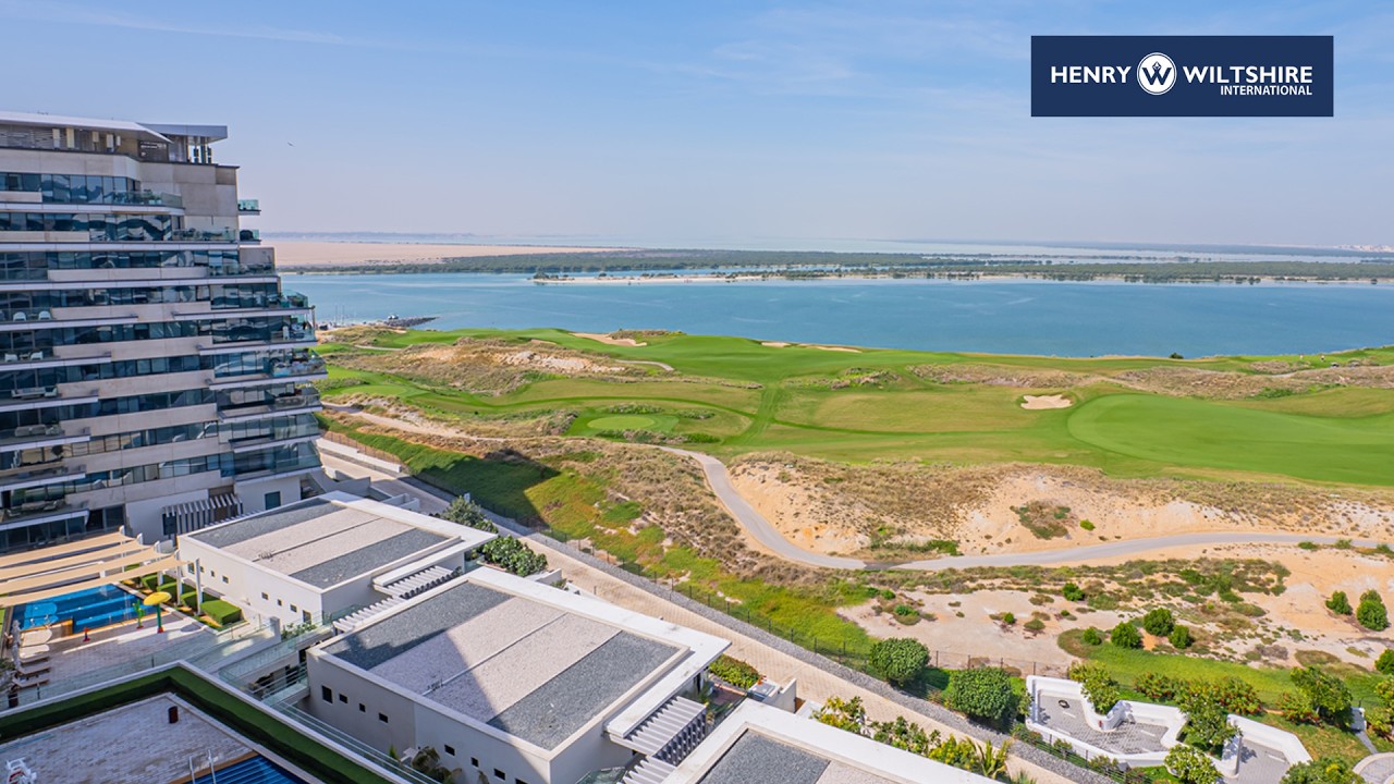 Upgraded | 3 bed corner unit | Golf and sea views