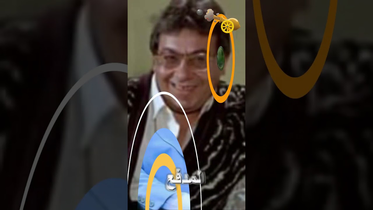 فاروق فلوكس تزوج مره واحده وانجب ولد وبنت وزوجته من خارج الفن وابنه اصبح ممثل وابنته مخرجة واعلامية