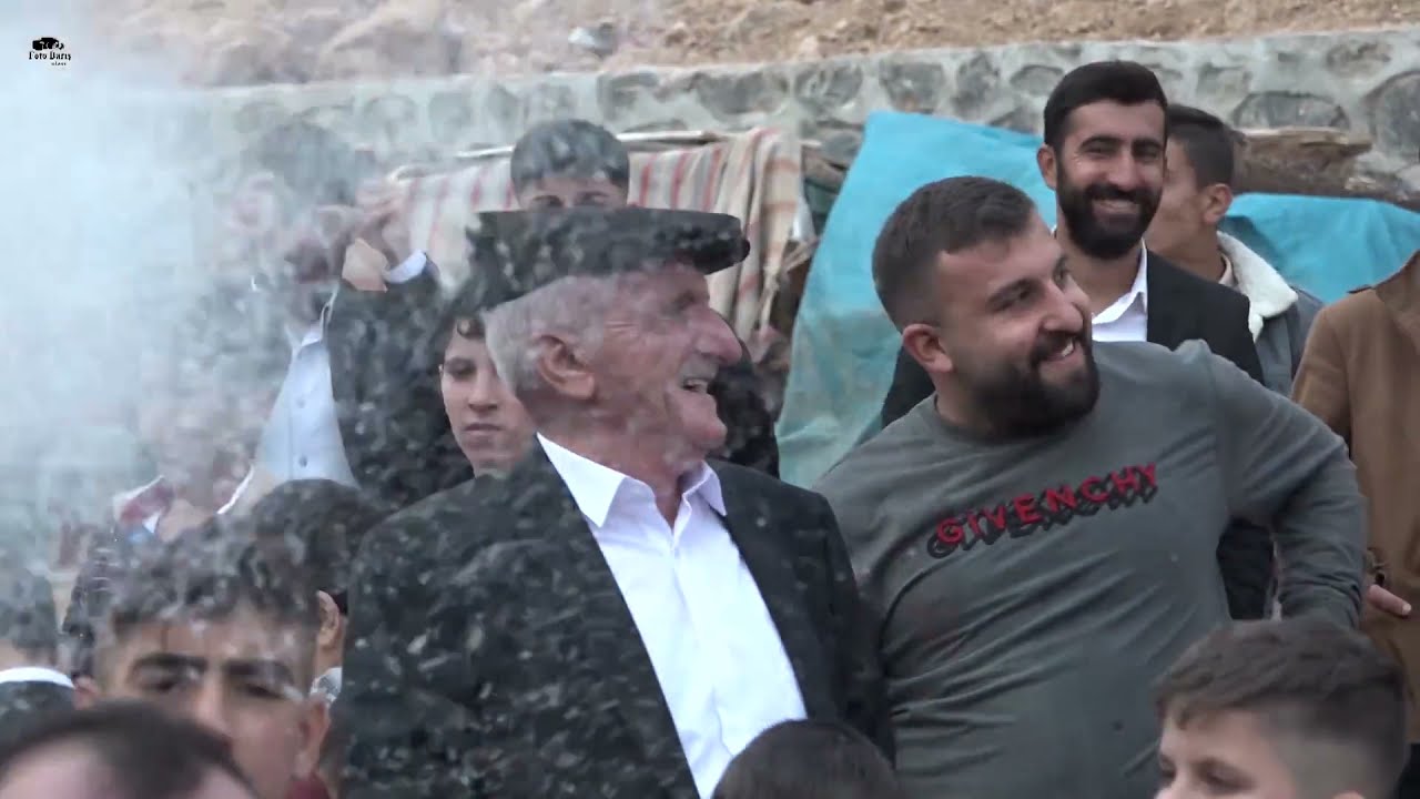 ŞİYAR BERWARİ  KEÇÇAN AŞİRETİ LİDERİ ALİ OĞUŞ OĞLU XEBAT OĞUŞUN DÜĞÜNÜ  PART 8