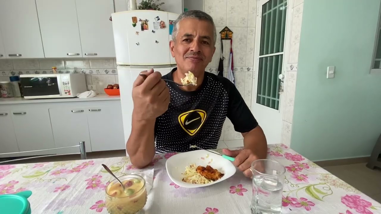 Venham acompanhar o meu almoço !!!
