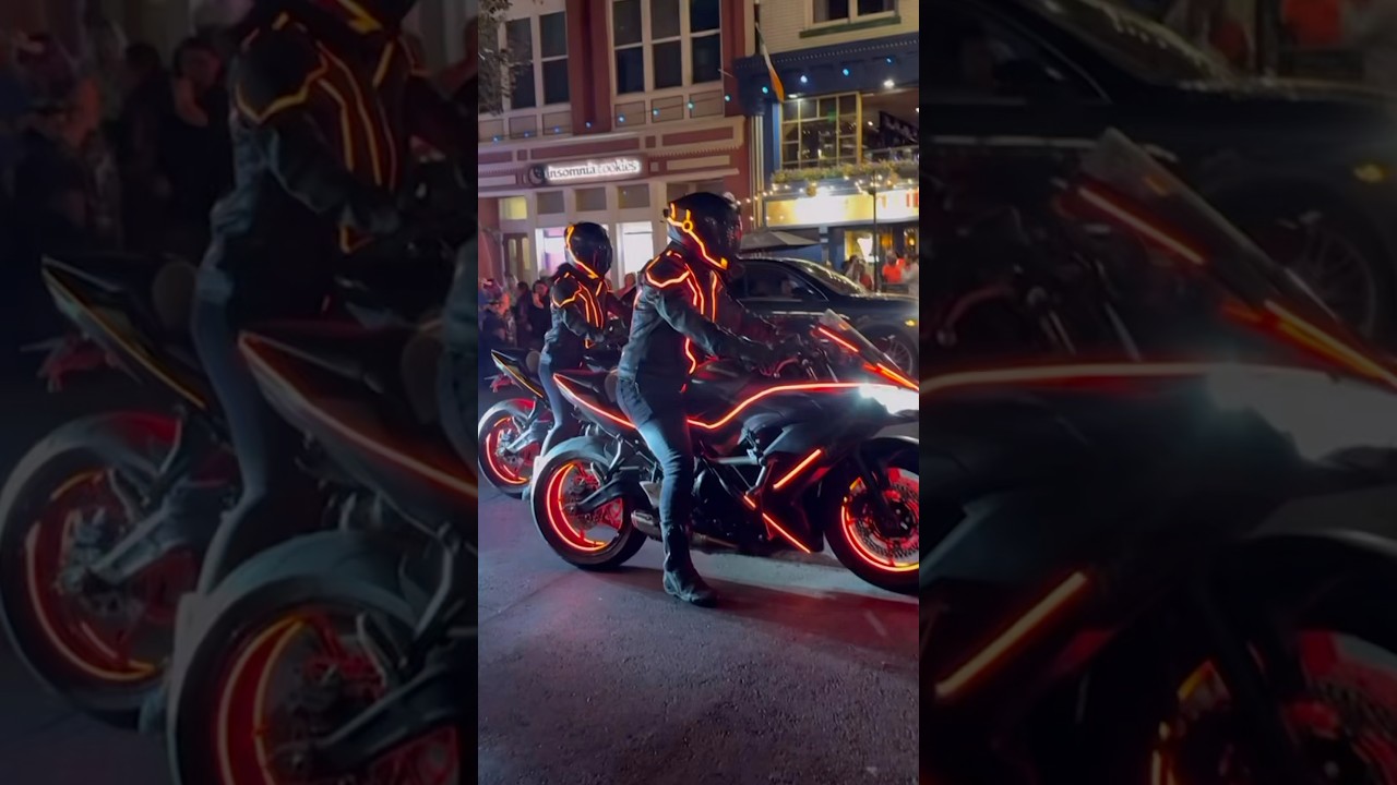 #Tron Ares promo bikers opens the grid @ San Diego ComicCon 🎥 by @denii.636 #tronares #biker #sdcc