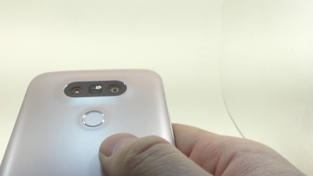Видео обзор смартфона LG H845 Pink G5 SE 32 ГБ розовый