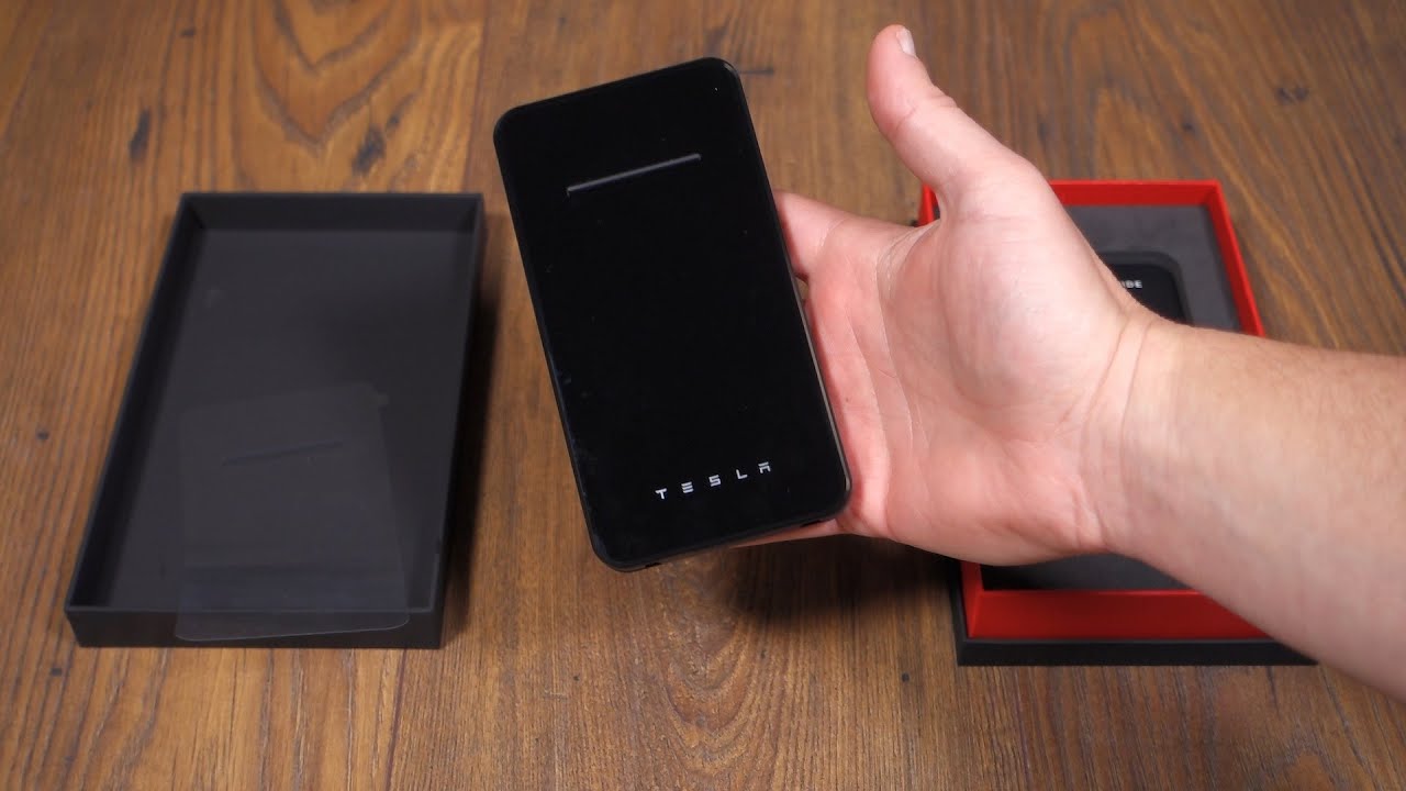Tesla Wireless Phone Charger