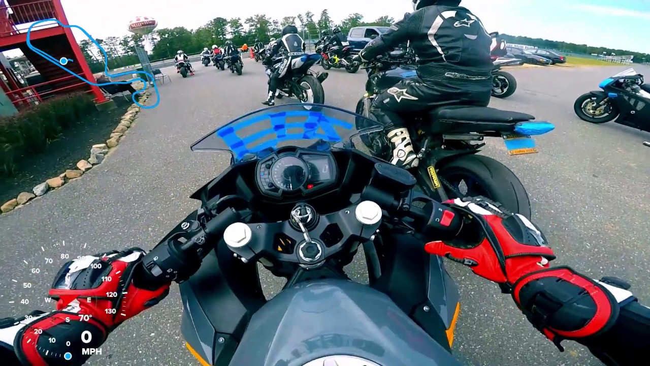 NJMP Thunderbolt Ninja 400 10/1 N2 Trackdays Novice + R6 Crash