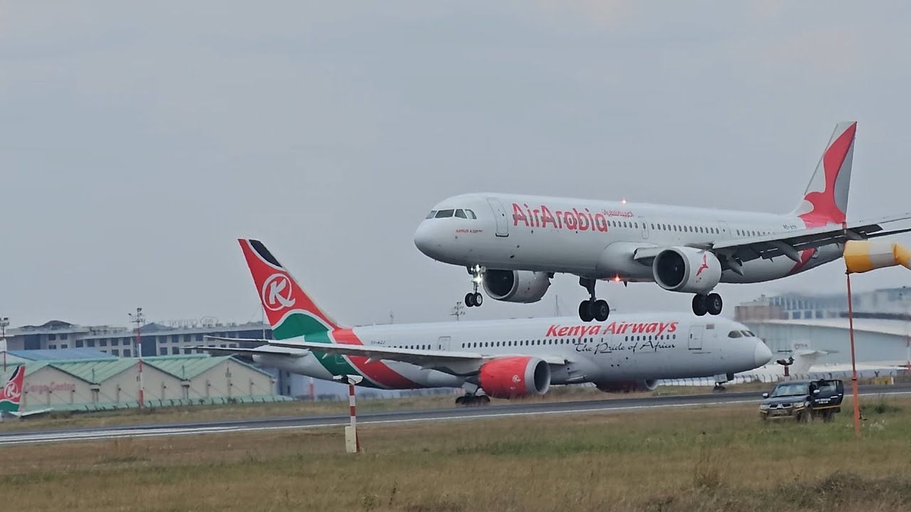PLANESPOTTING : NAIROBI HKJK RUNWAY ACTION (24 SEPT)
