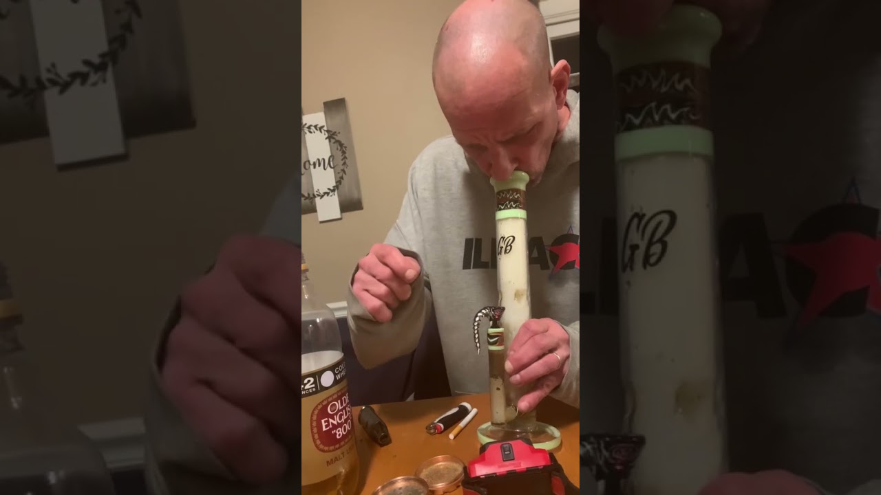 49 year old man takes 1gram bong rip @customgrow420