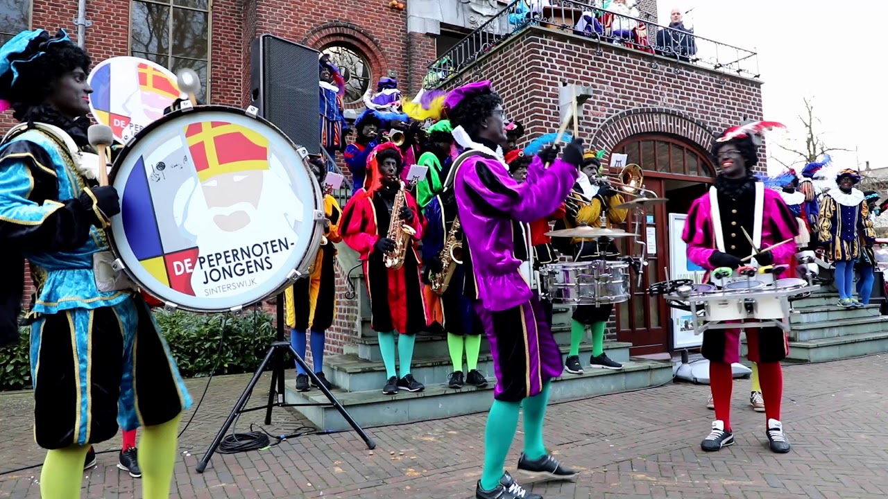 Intocht Sinterklaas in Sinterswijk (Winterswijk) zaterdag 18 november 2017 GLD NL