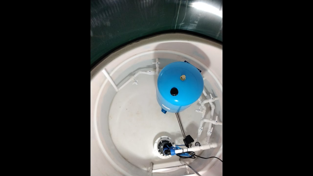 Обустройство скважины на воду с монтажом кессона в частном доме.