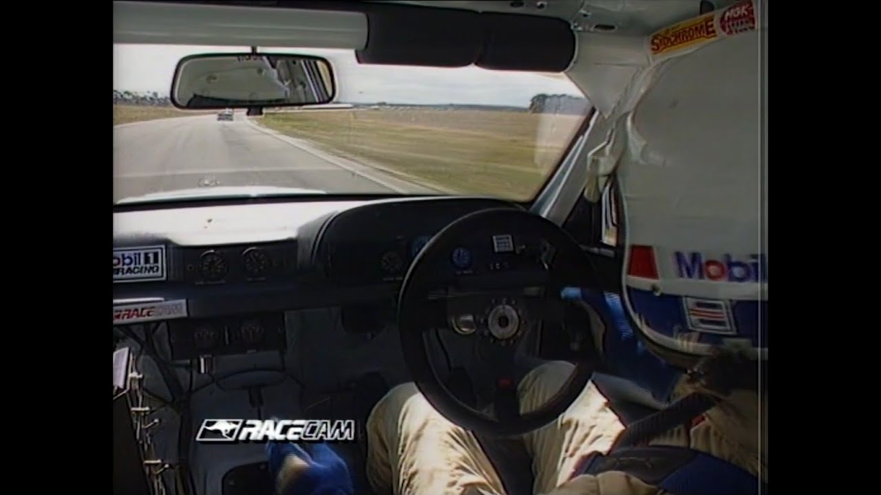 1991 Mobil Holden Commodore VN - Sound