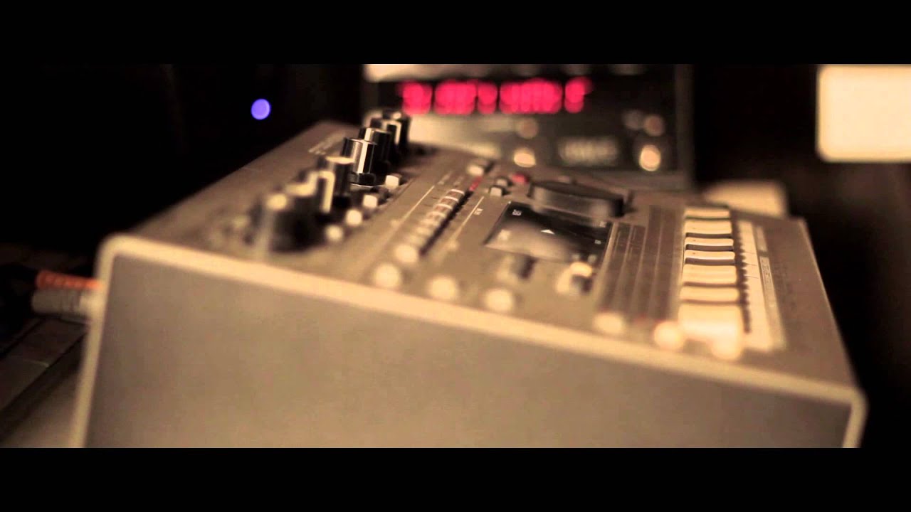 Inward distance: MIDERA; Roland MC-303 + Eventide Space Demo