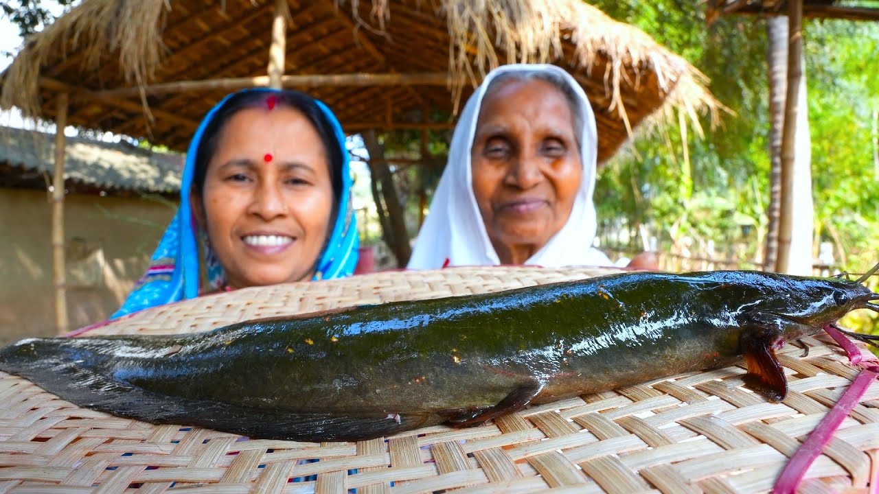 আমাদের প্রথম খাওয়া সব থেকে বড়ো সিঙ্গি মাছ | Big size Singi fish recipe in Bengali village style