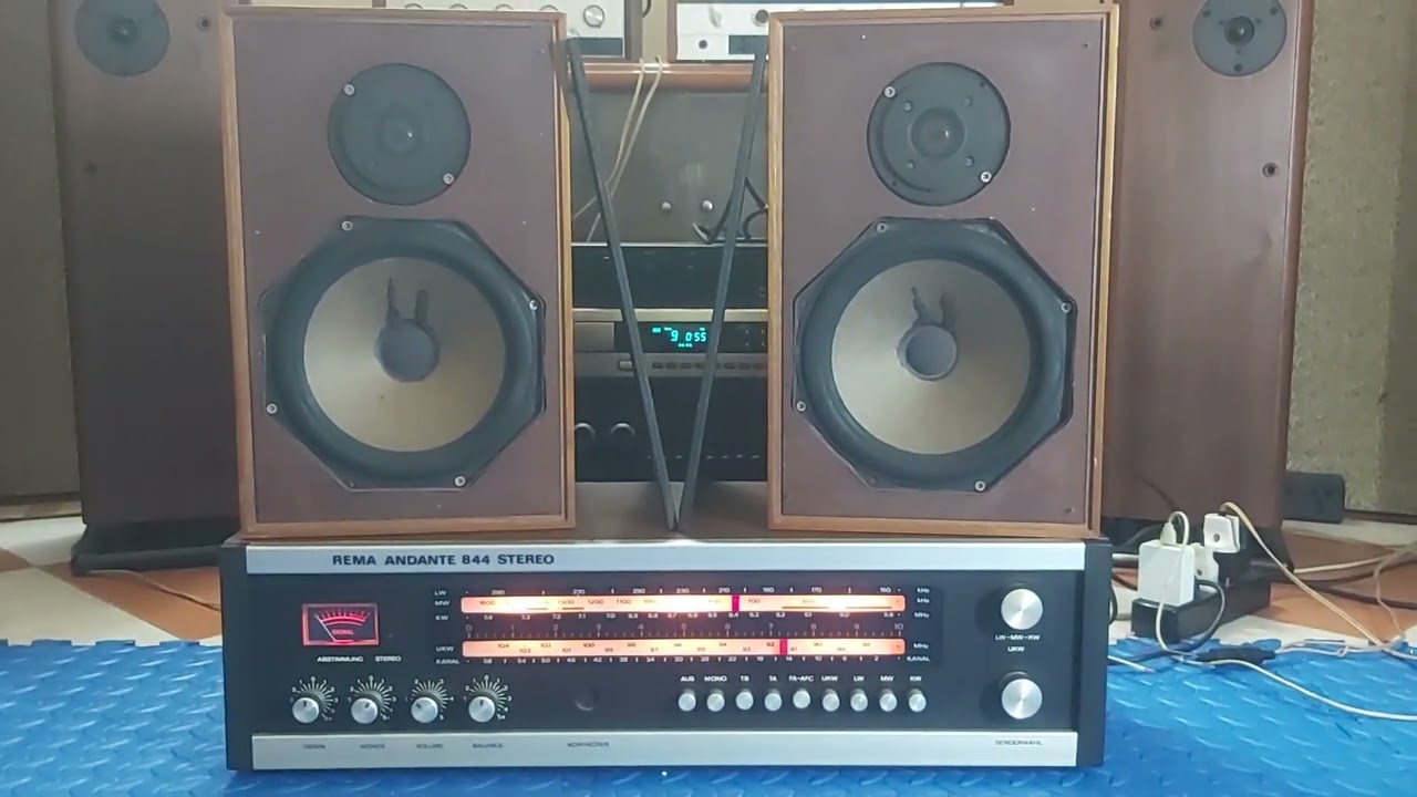 âm ly rema adante 844  và. loa studio box - studio 30.  rất hiếm.  .đt 0969976387 .tại Hà Nội