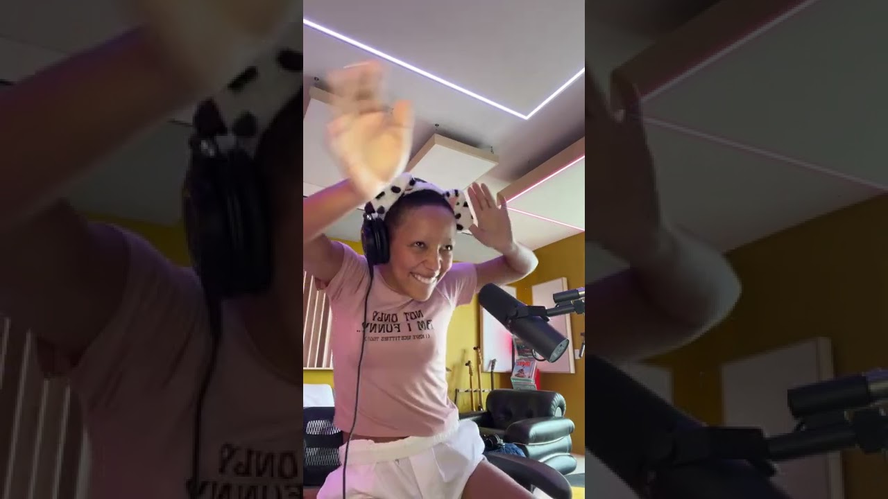 Doja Cat recording a new song live 10/17/22