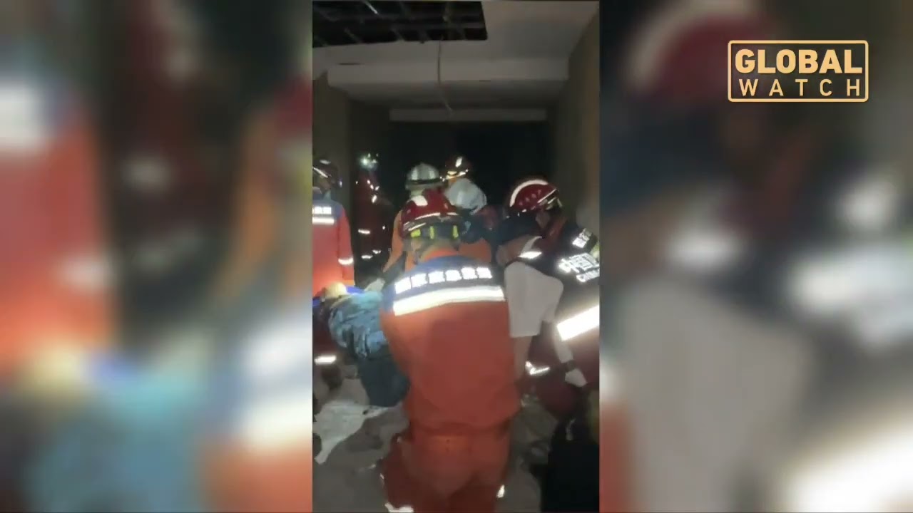 An 82-member Chinese rescue team has arrived in Myanmar following Friday&rsquo;s deadly earthquake