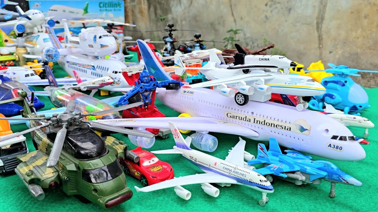 Menemukan Pesawat Terbang: Pesawat Kargo,Helikopter Udara,Pesawat Angkasa,Airbus,Jet,Kapal,Tank Baja
