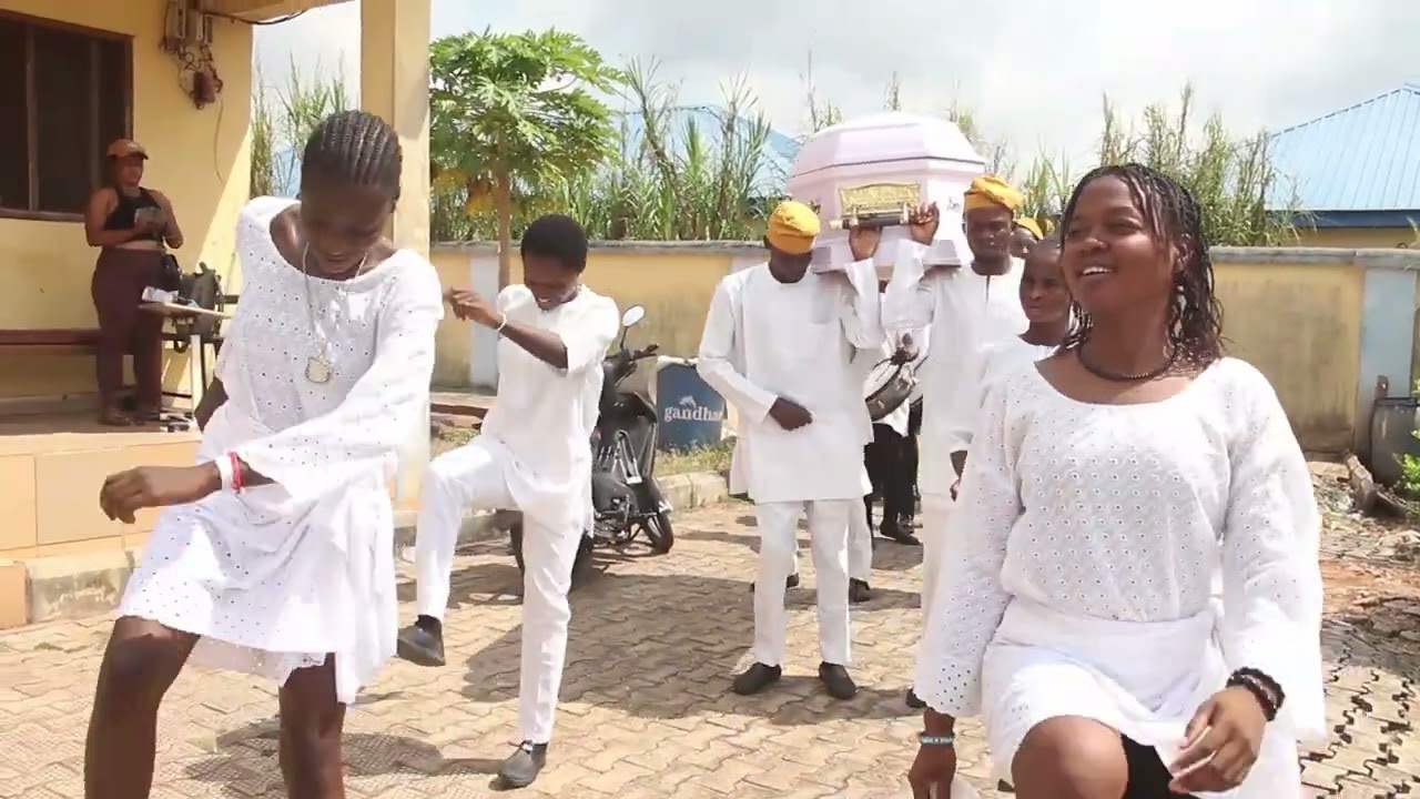 Burial ceremony of late madam Ego-Oyibo Ademi in Owa-Alero (samtex Video Productions)