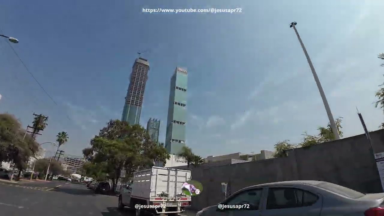 Torre Rise y TOp desde Constitución y Morones Prieto