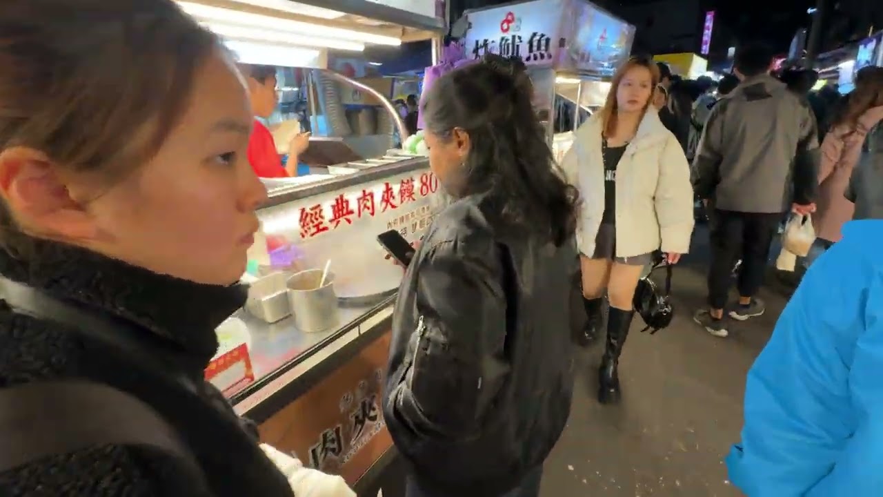 Raohe Night Market Walk Through in Taipei, Taiwan