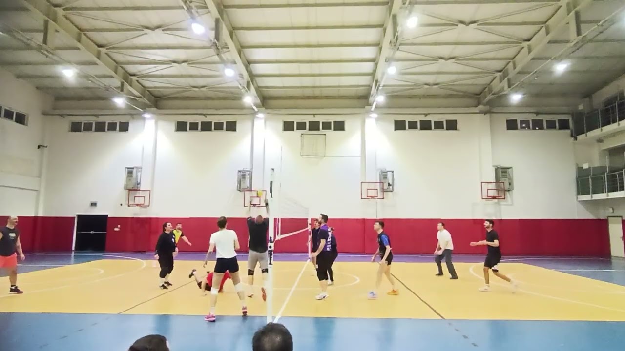 Voleybol oyna Lions Jr. & Tornado Voleybol Takımı Hazırlık Maçı 2.kısım 14 OCAK 26