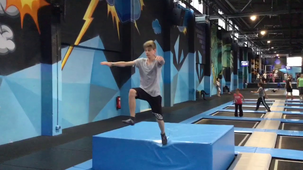 Trampolin Superfly Dresden - Jump