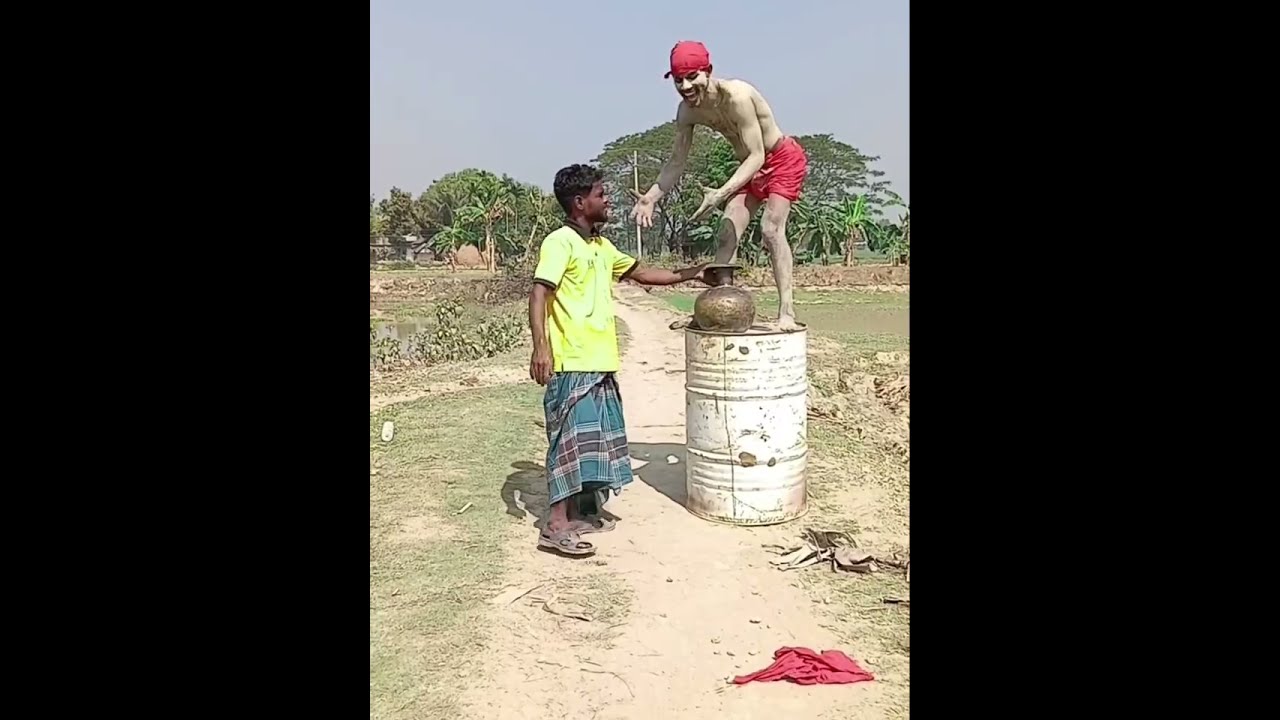 মেয়েটা এটা কি হলো রোজার সেরা ভিডিও 🤣 #funny #comdey #trending #video #trending 