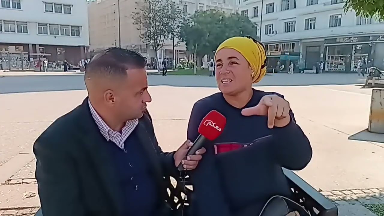 سيدة كاتبيع وتشري.. وكاتعرف واحد عندو فراشة ديال الحويج.. وجات ليها صاحبتو حيحات عليها وكاتسحر ليها