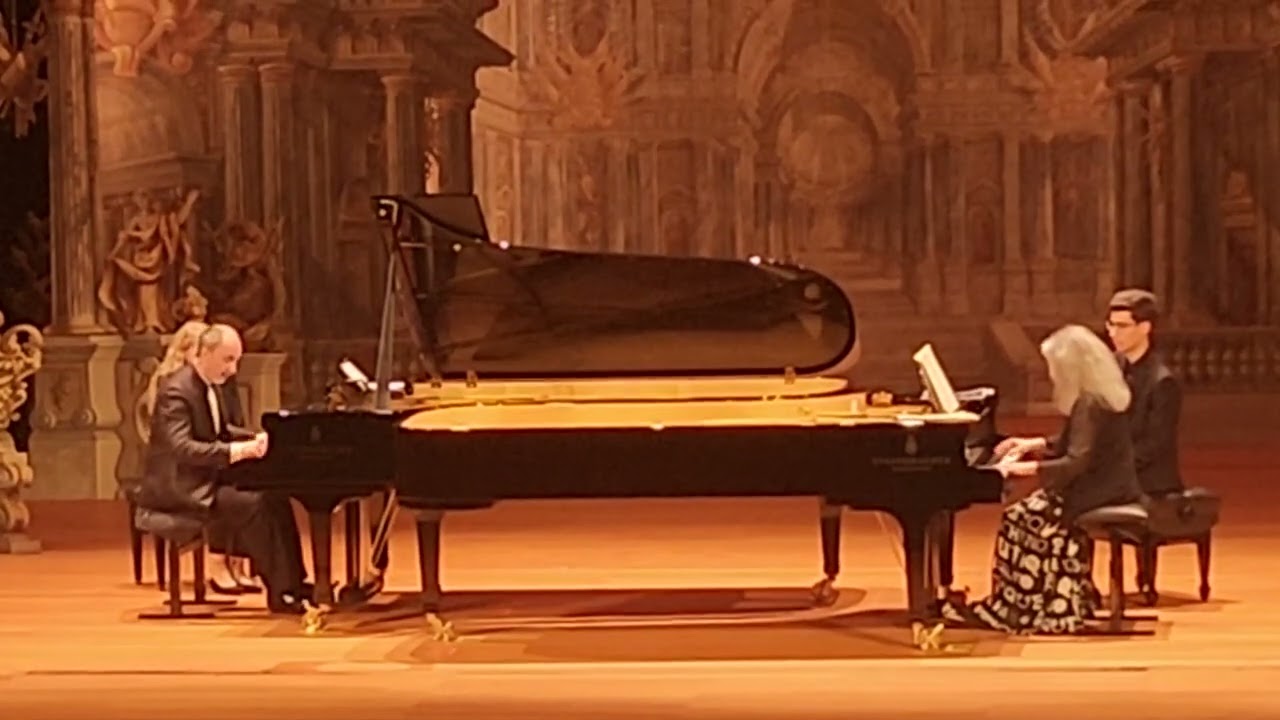 Martha Argerich & Jura Margulis: Encore on two Steingraeber concert grands
