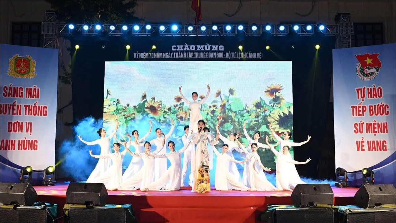 TỰ NGUYỆN - Thuý Hằng & Tốp múa Trường Đại học Văn hoá Hà Nội