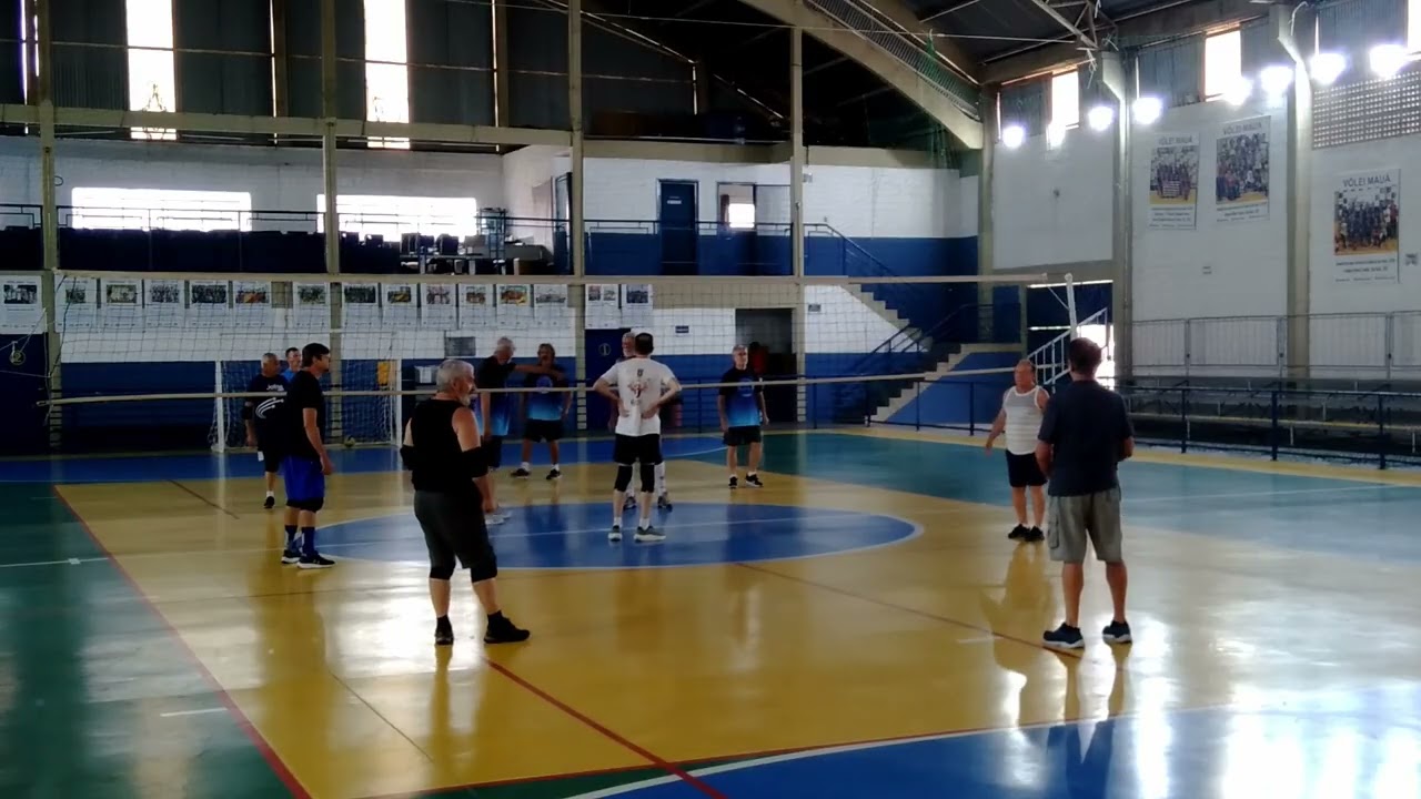 Férias, vôlei adaptado, idosos e animação que não cabe mais, masculino acima de 45+ em amistoso Mauá