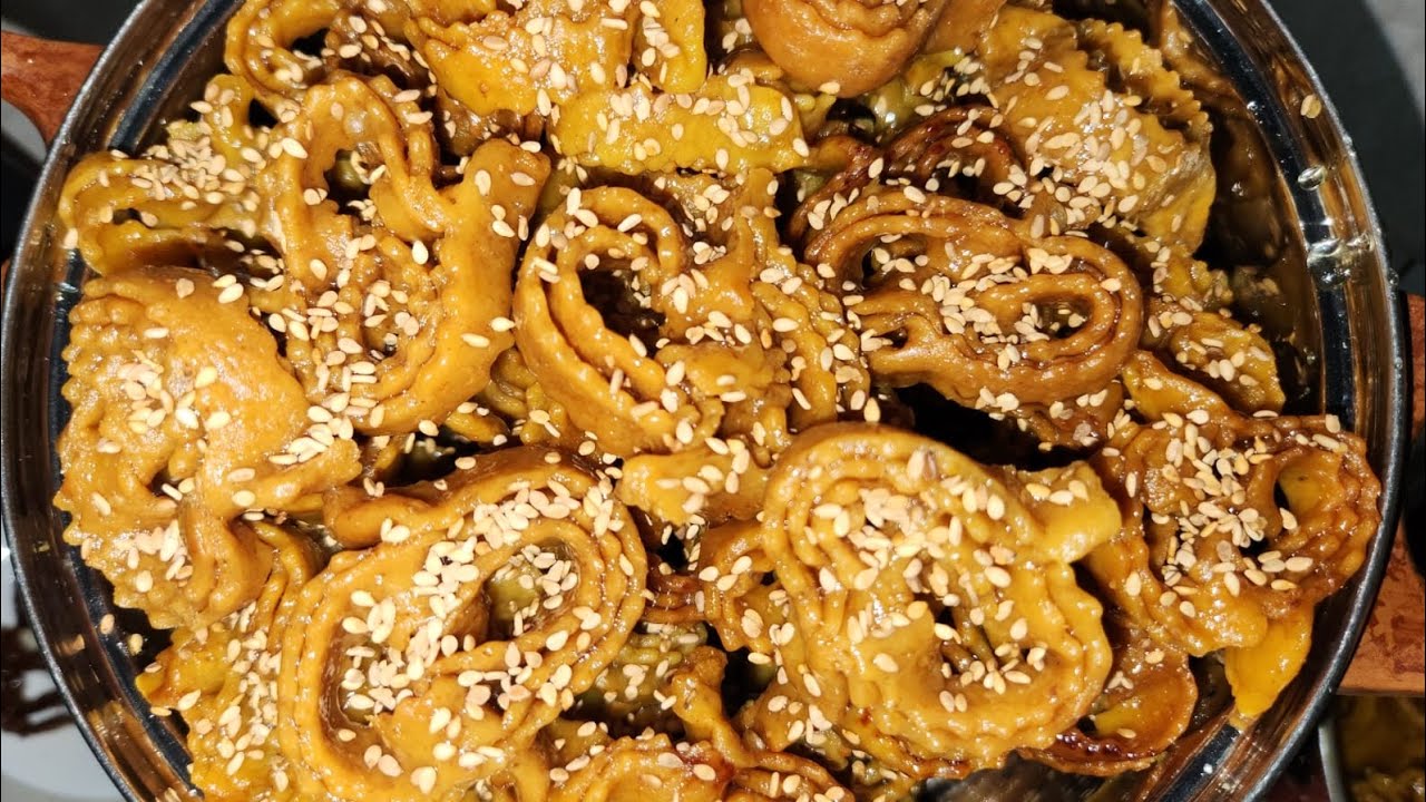 شباكية مغربية مقرمشة ومعسلة 😍 وصفة ناجحة 100% في الدار