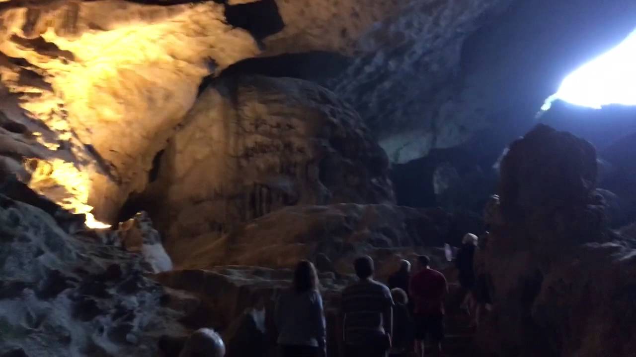 Viet Nam 2016: Ha Long Bay Surprise Cave Pt. 5