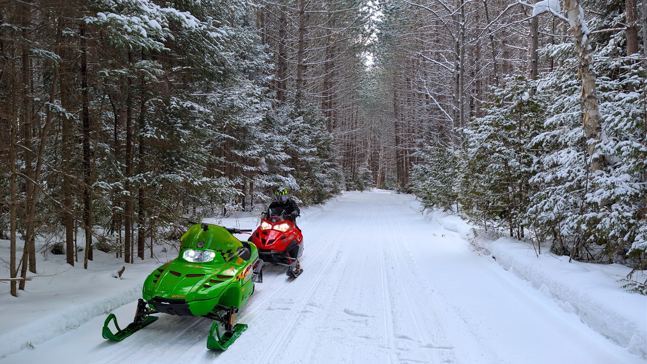 Two Hours of 2 Strokes! Temagami to North Bay