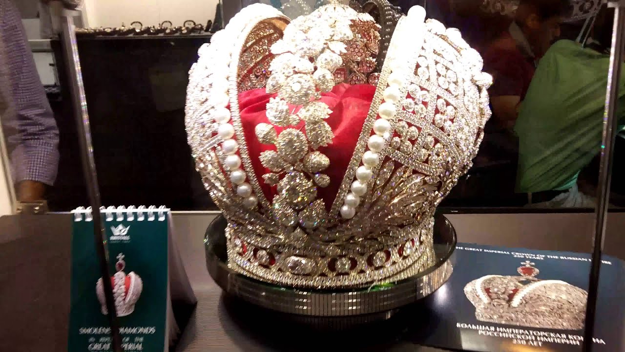 Replica of the great imperial crown of russia at hong kong diamond gems & pearl show 2016