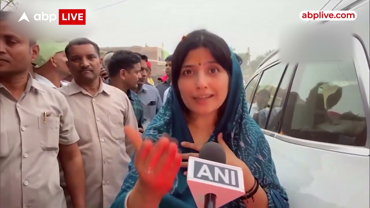 UP Madarsa Act: Supreme Court के फैसले को लेकर Dimple Yadav का चौंकाने वाला रुख
