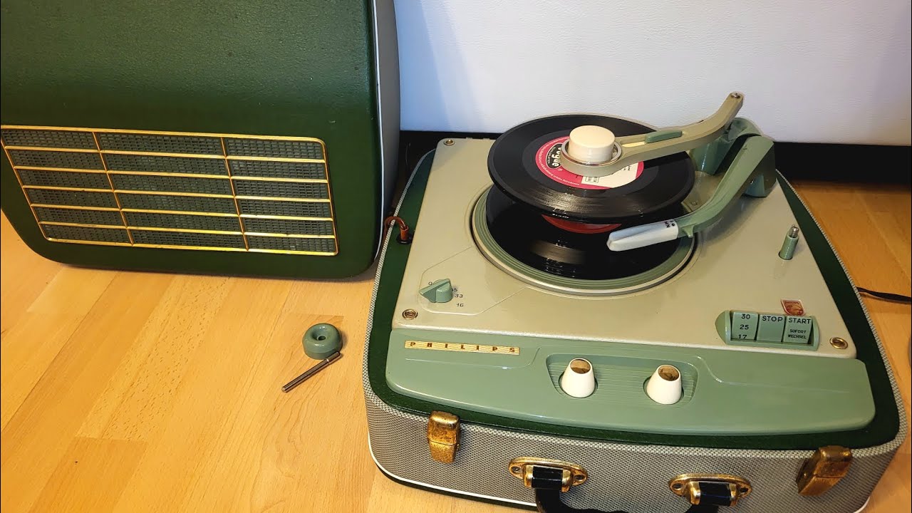 Philips AG 9137 D Kofferplattenwechsler mit Röhrenverstärker, AG 1007