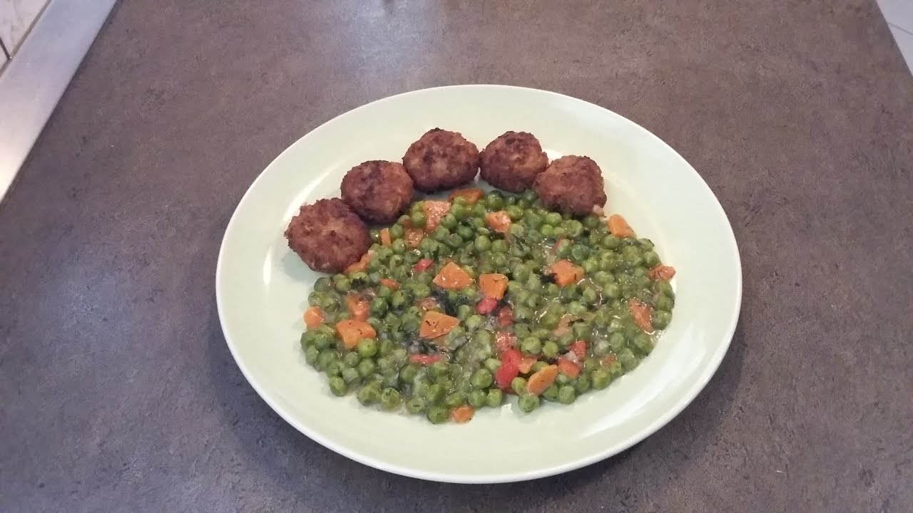 Chiftelute de porc cu mancare de mazare | Sweet & Salty with Ana