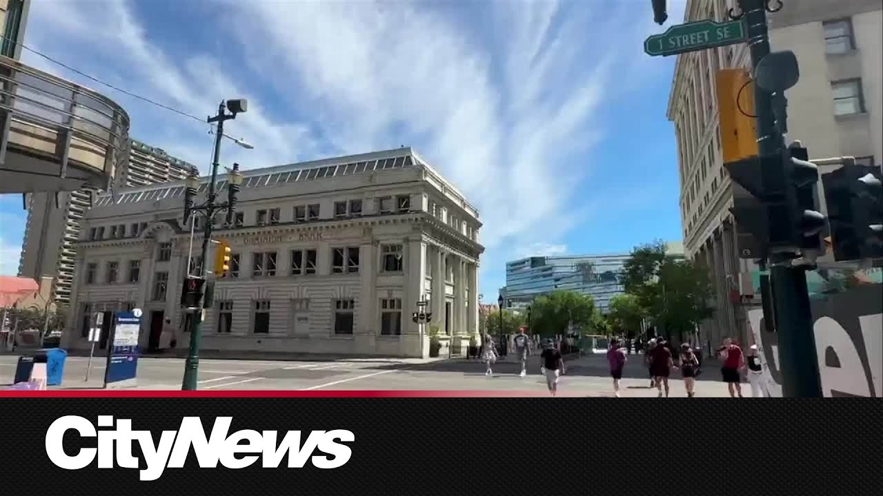 Stephen Avenue businesses push for changes after City of Calgary delays construction