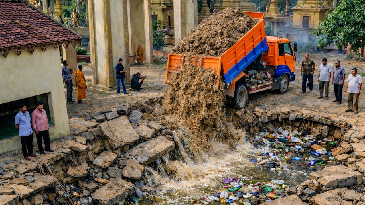 Complete100% Activity Construction Delete System by Bulldozer Push & 5-T Dump Truck Unloading