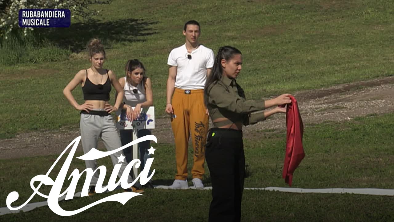Amici 22 - Il rubabandiera musicale