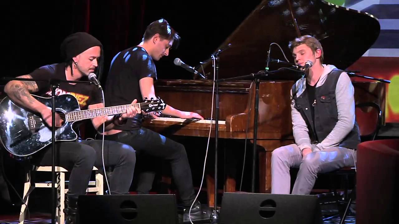 BONUS: Mandrage - Hledá se žena (18. 2. 2014, Palác Akropolis) - 7 pádů HD